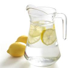 citron dans eau